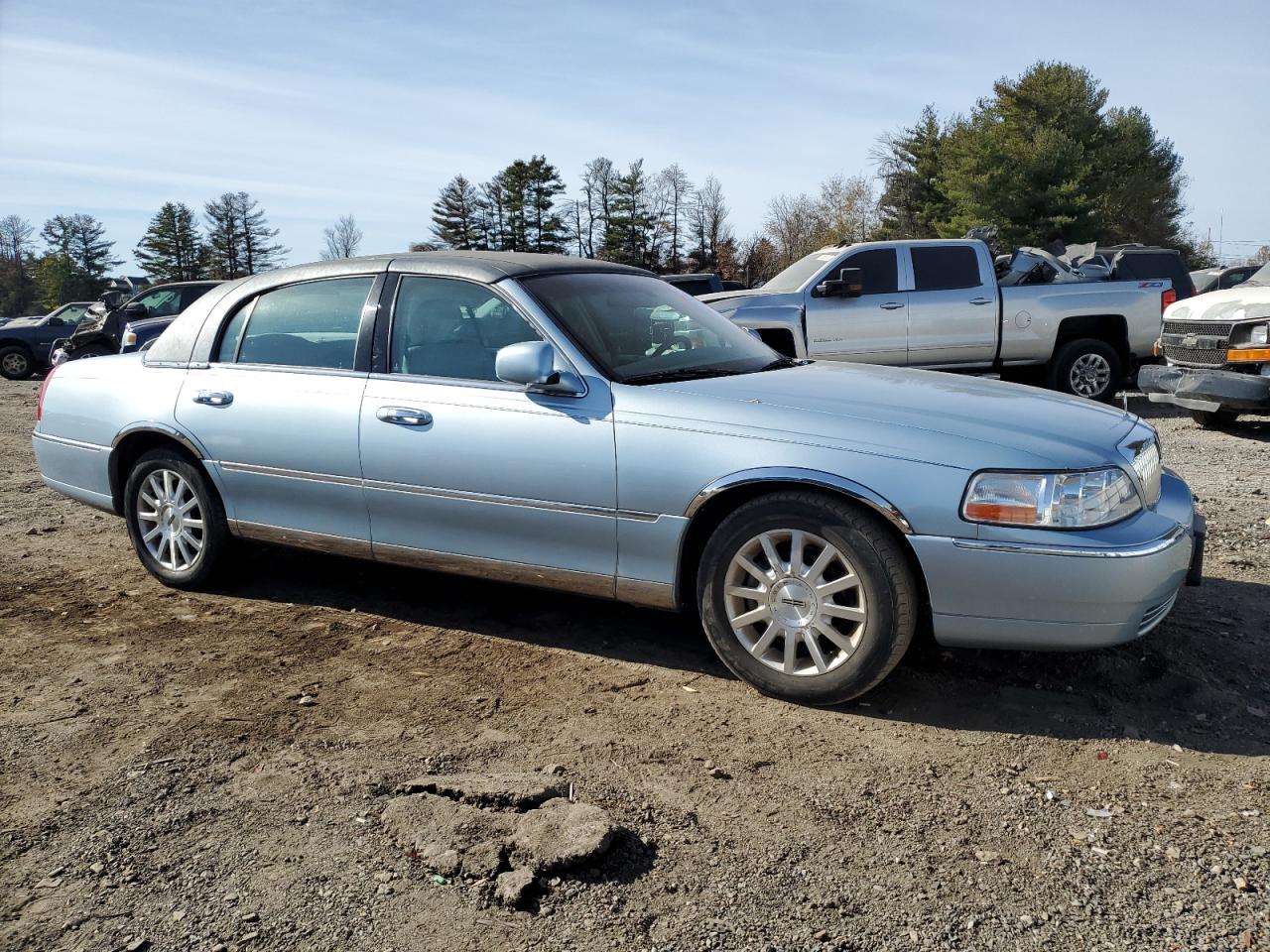 1LNHM81V76Y647372 2006 Lincoln Town Car Signature