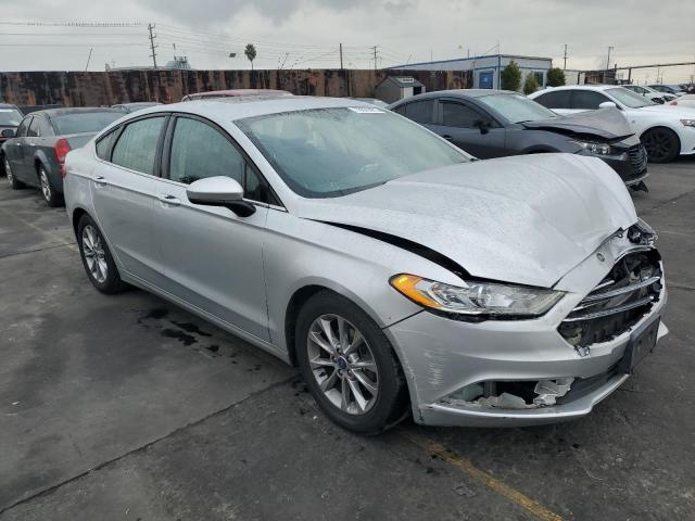 3FA6P0H73HR171155 | 2017 FORD FUSION SE