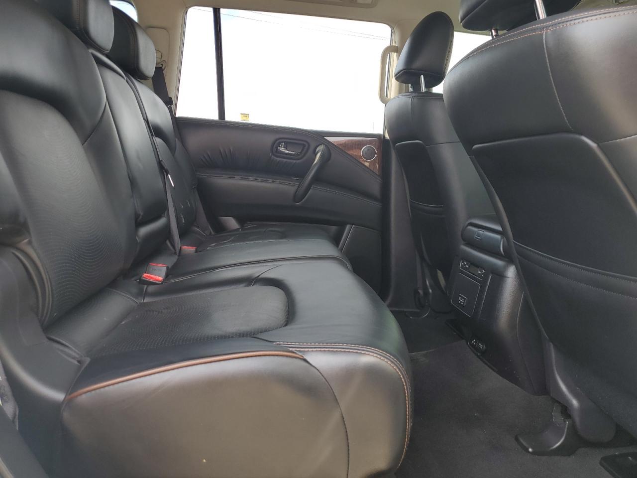 2017 Nissan Armada Sv vin: JN8AY2NCXH9506393