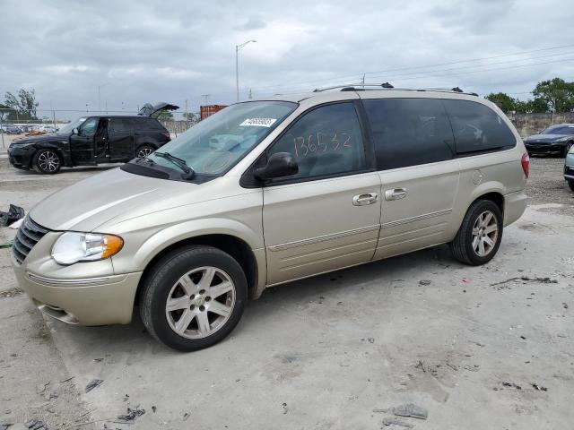 2005 Chrysler Town & Country Limited