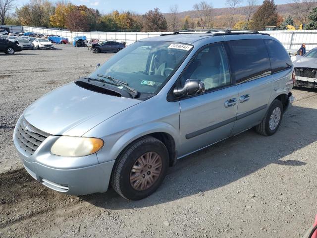 2005 Chrysler Town & Country 