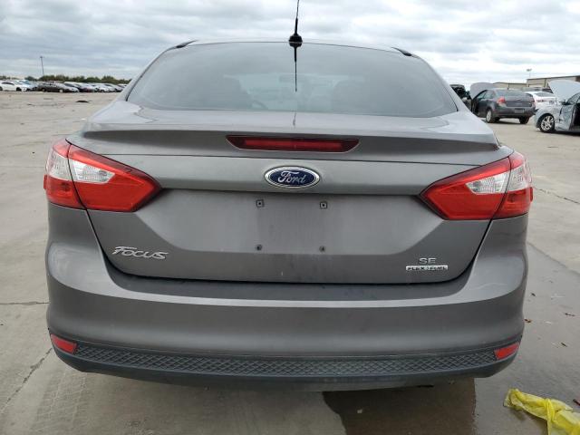 1FADP3F2XEL137949 Ford FOCUS SE