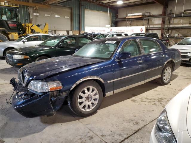 2007 Lincoln Town Car Signature Limited