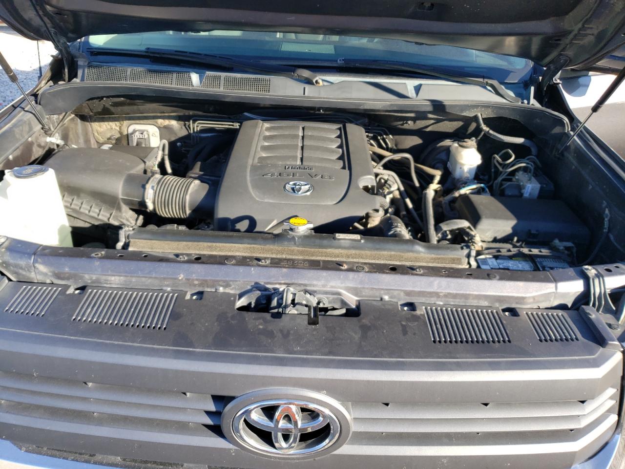 5TFEM5F11FX084692 2015 Toyota Tundra Crewmax Sr5 5TFEM5F11FX084692 2015 Toyota Tundra Crewmax Sr5