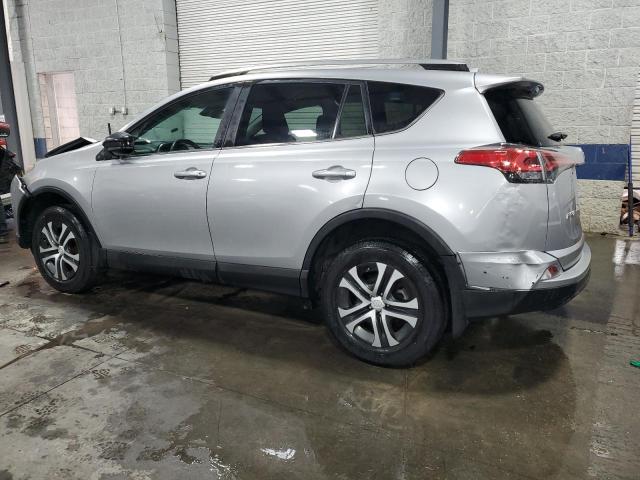 2T3BFREV2JW713432 | 2018 TOYOTA RAV4 LE