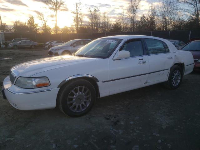 2006 Lincoln Town Car Signature