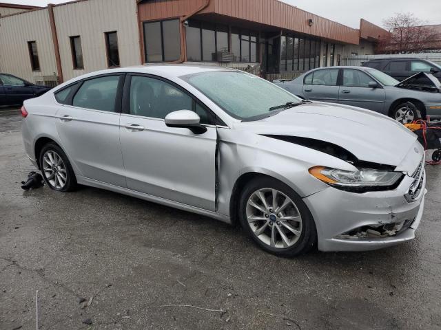 3FA6P0H76HR232384 | 2017 FORD FUSION SE