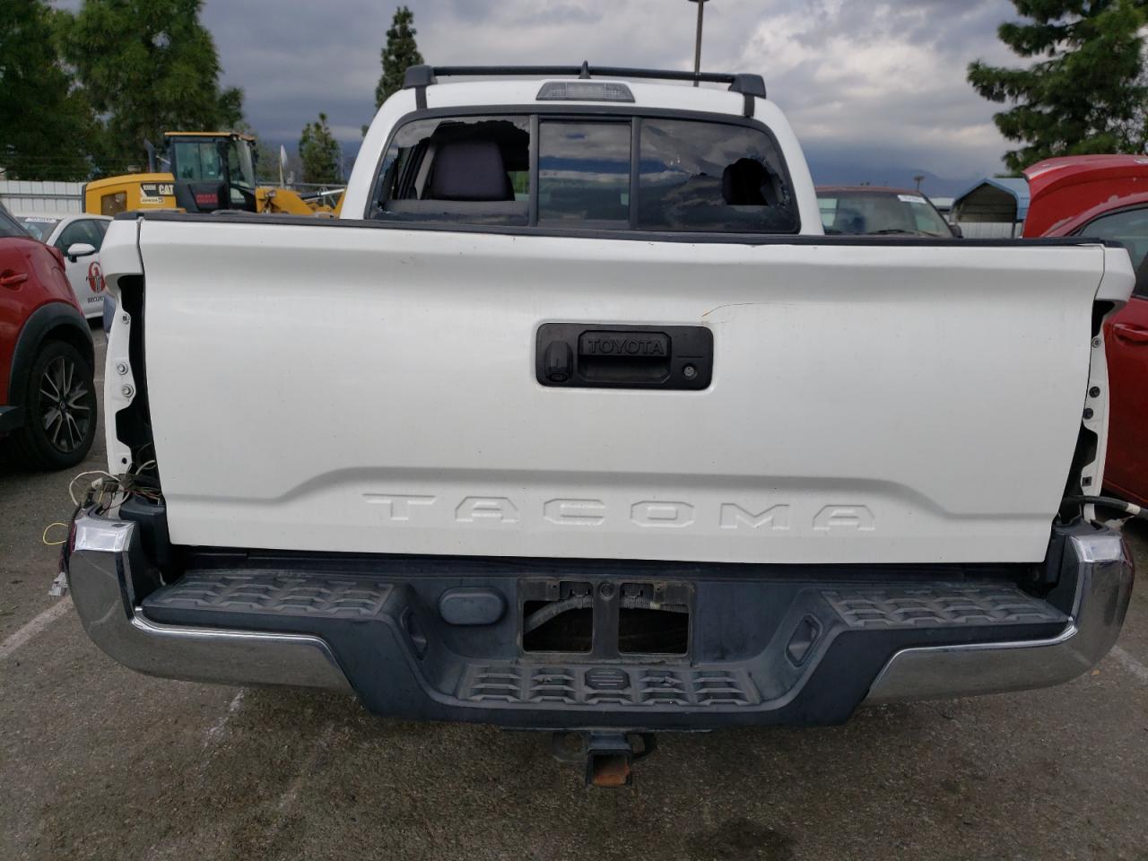 5TFAX5GN4HX076905 2017 Toyota Tacoma Double Cab