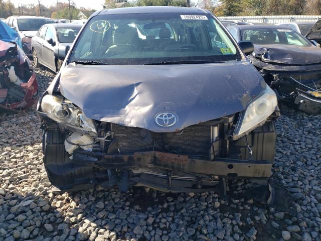 5TDZK3DC9ES460317 Toyota SIENNA