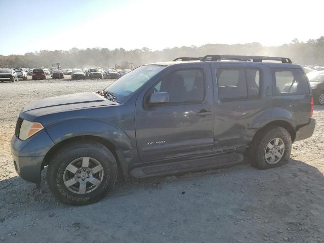 2005 Nissan Pathfinder LE