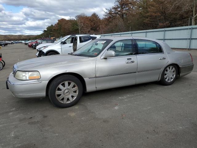 2006 Lincoln Town Car Signature