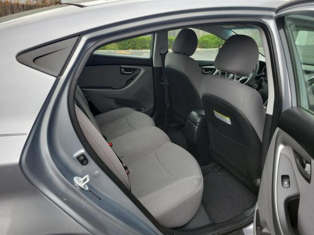 5NPDH4AE8GH654298 Hyundai ELANTRA SE