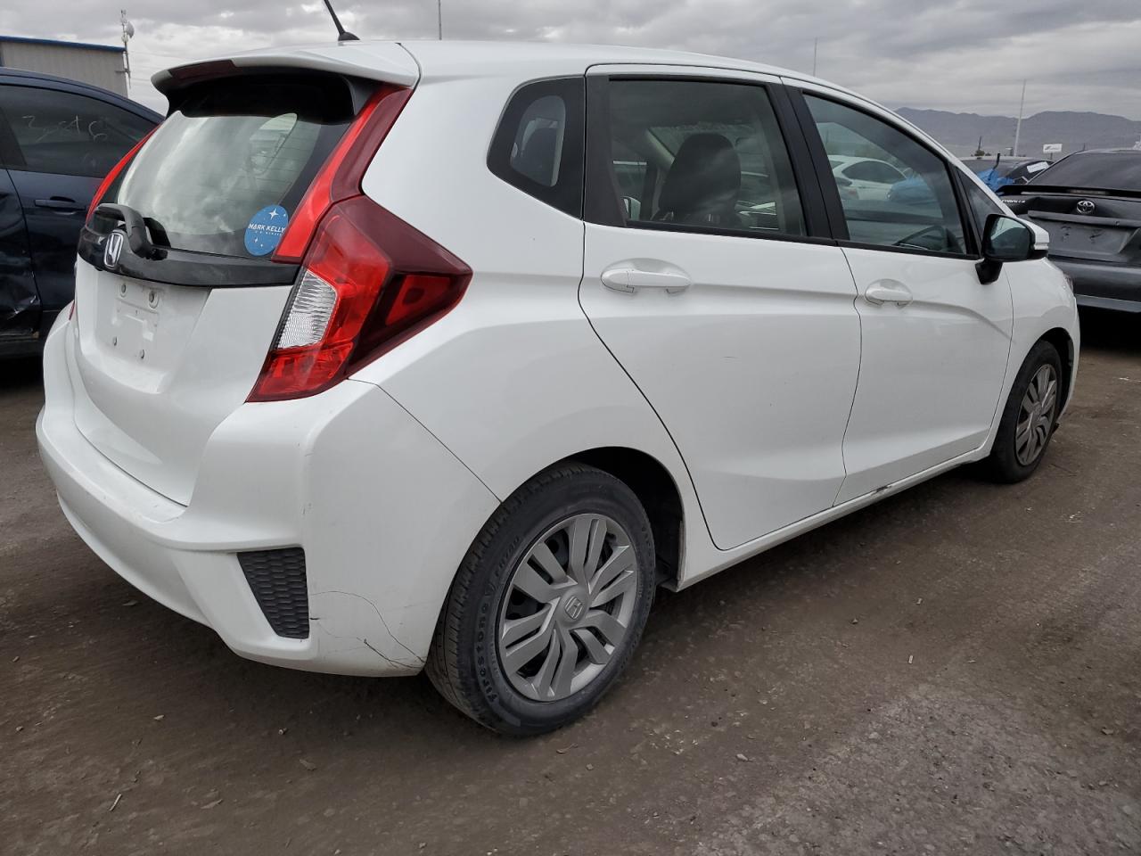 JHMGK5H54GX008589 2016 Honda Fit Lx