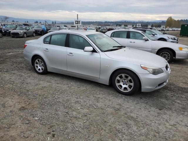 WBANA53514B173671 Auction: COPART Lot: 72199183 Location: WA - NORTH SEATTLE WBANA53514B173671 BMW 5 SERIES 2004 SILVER Photo 4