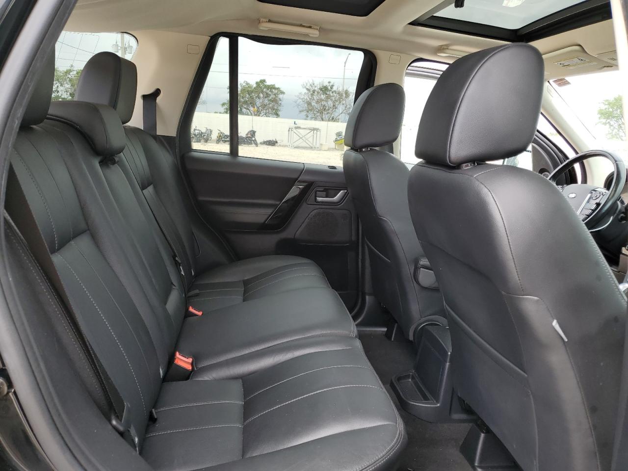 salfr2bg4eh410548 SALFR2BG4EH410548 2014 Land Rover Lr2 Hse