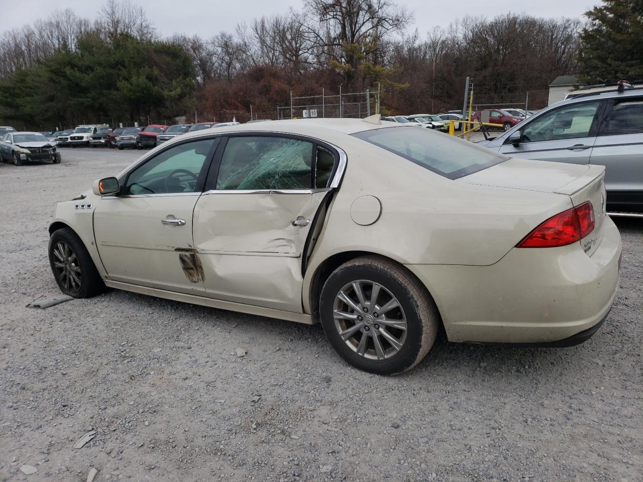 1G4HC5EM3AU112476 2010 Buick Lucerne Cxl