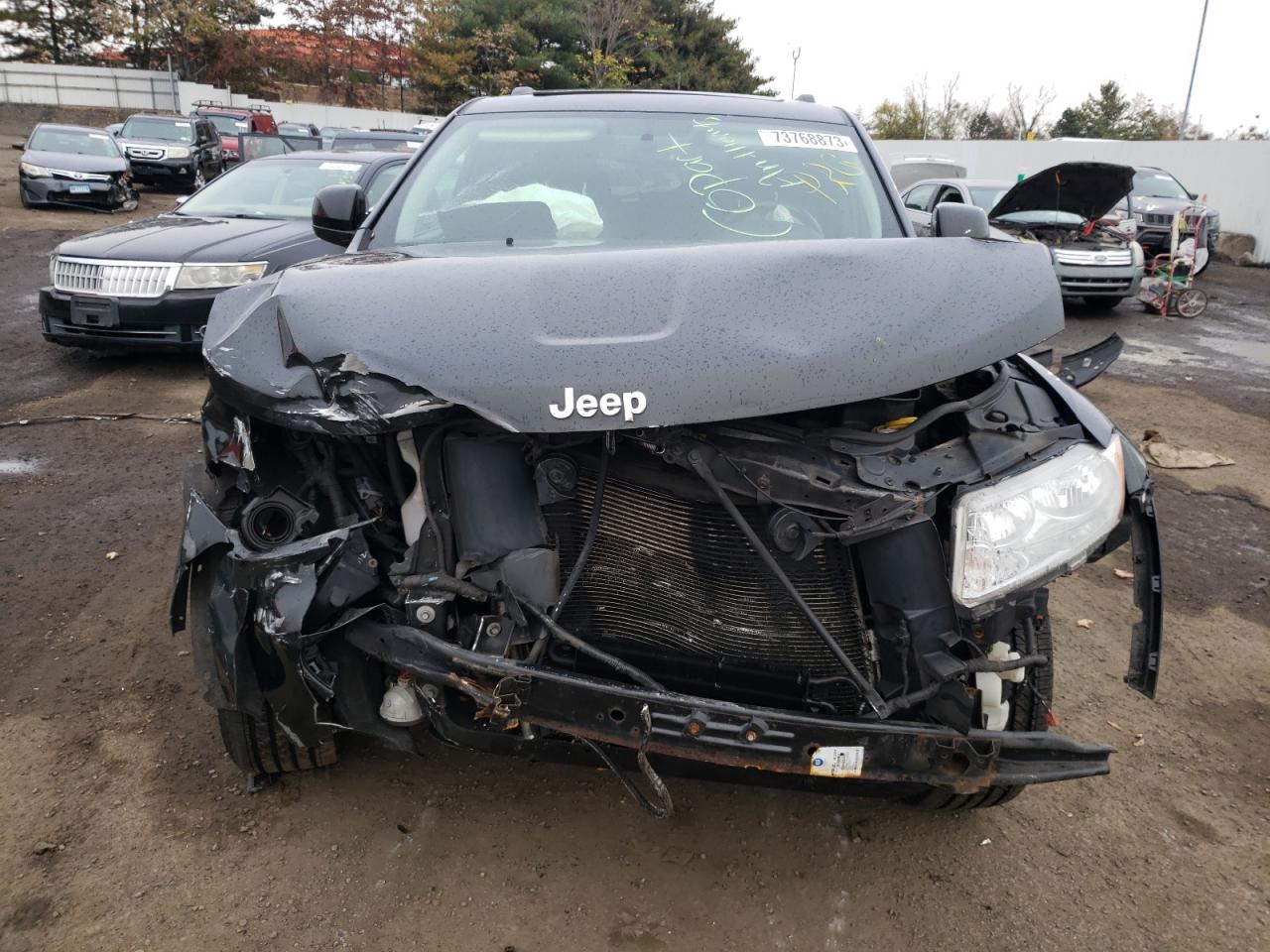 1C4RJFAG8DC582324 2013 Jeep Grand Cherokee Laredo