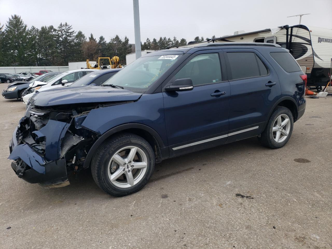 1FM5K8D82HGD37444 2017 Ford Explorer Xlt