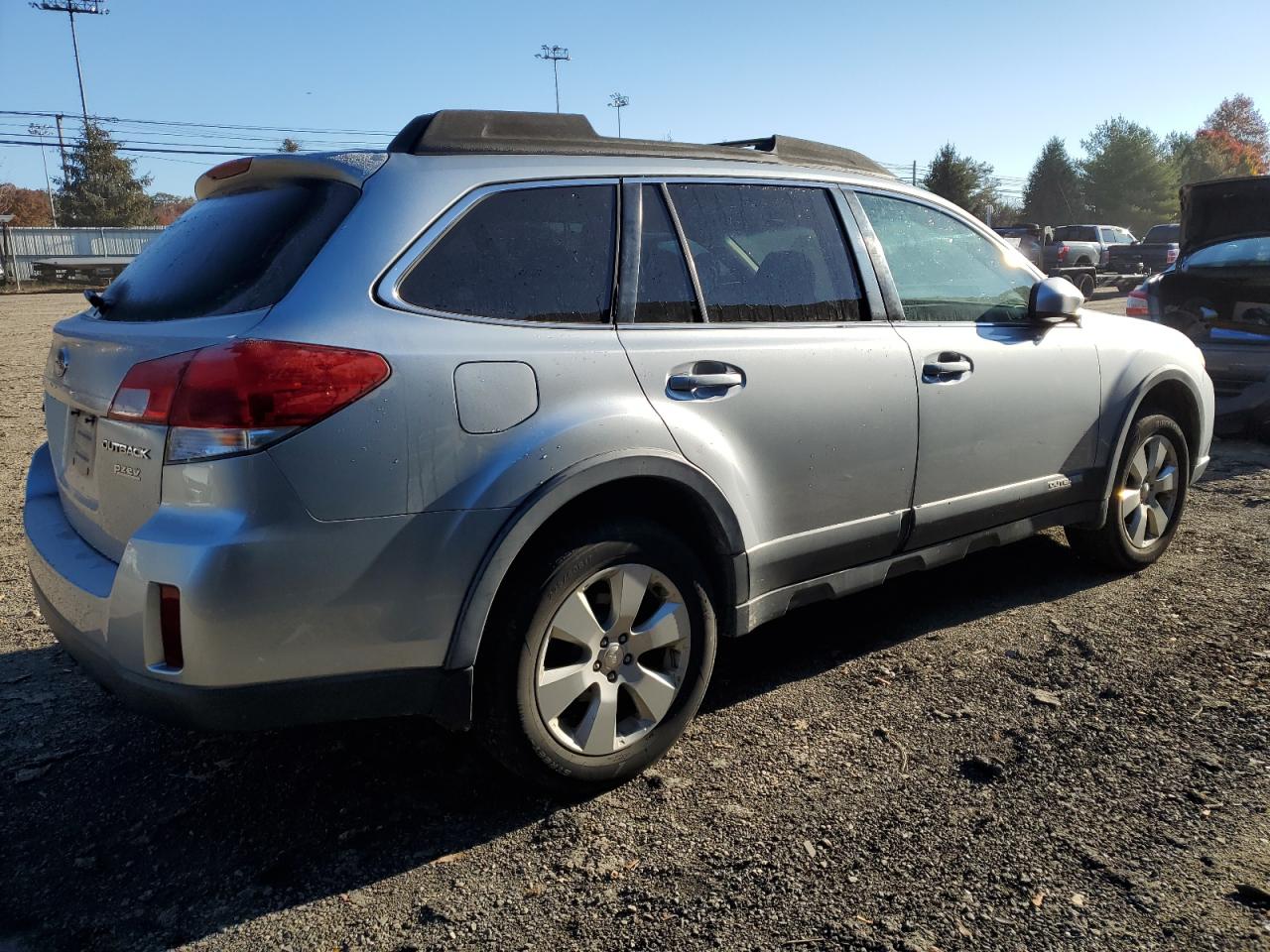 4S4BRBCC7C3271488 2012 Subaru Outback 2.5I Premium