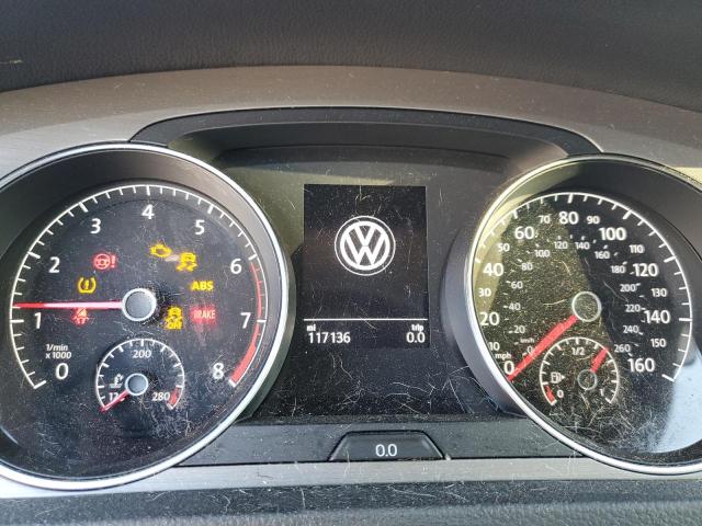  VOLKSWAGEN GOLF 2017 Белый