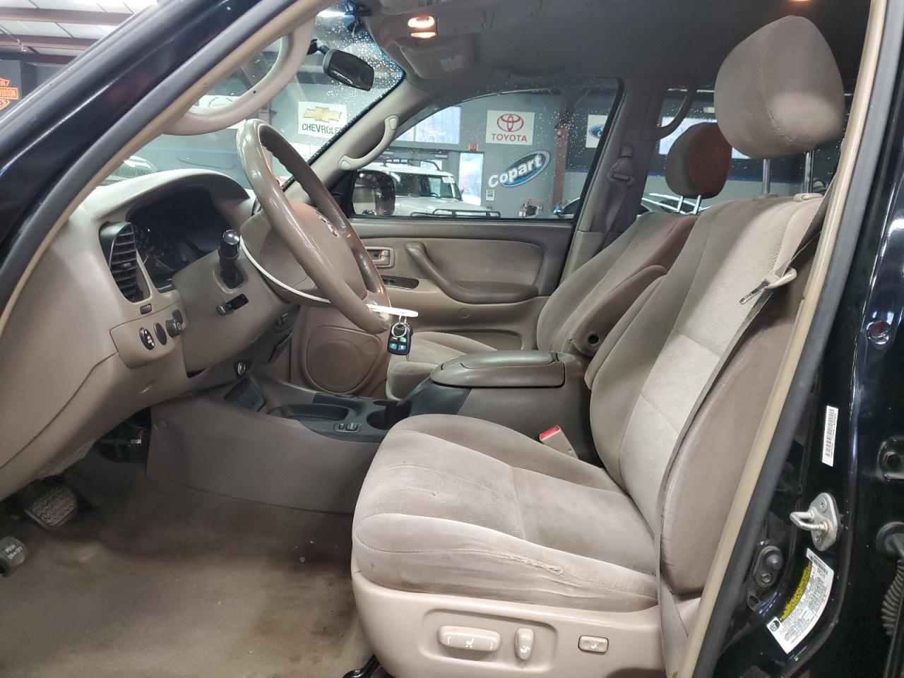 5tdbt44a45s250288 5TDBT44A45S250288 2005 Toyota Sequoia Sr5