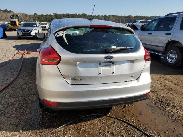  FORD FOCUS 2018 Сріблястий