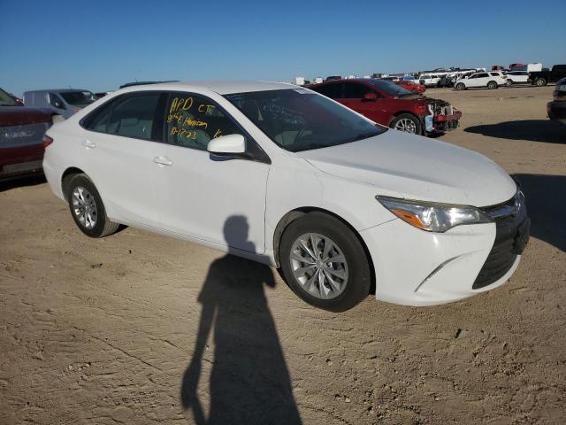 Vin: 4t1bf1fkxhu402758, lot: 77122843, toyota camry le 20174