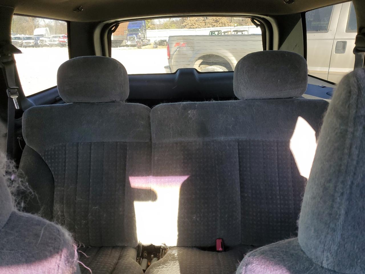 1GNDT13W6X2233854 1999 Chevrolet Blazer