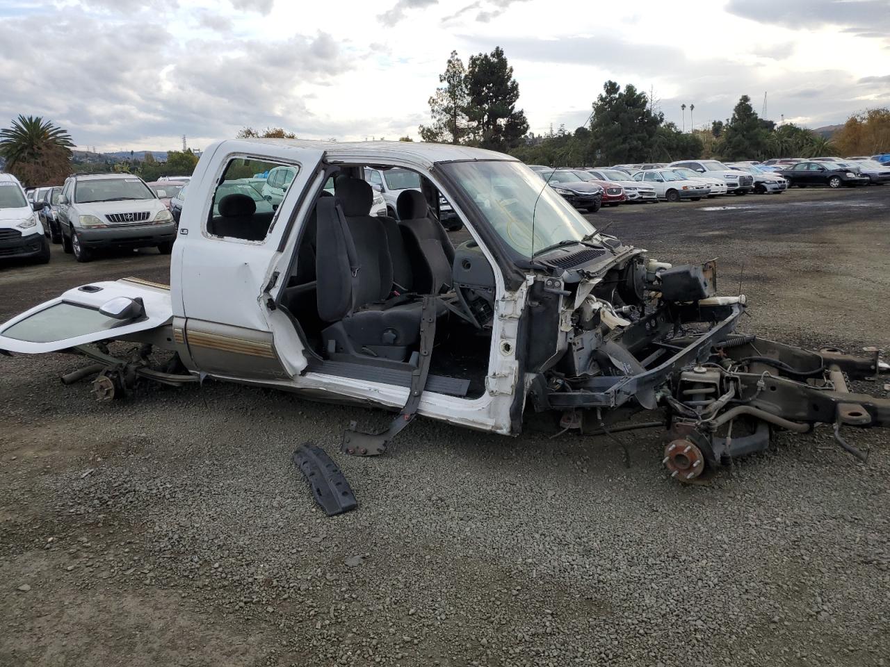 1GCEC19V62Z326837 2002 Chevrolet Silverado C1500