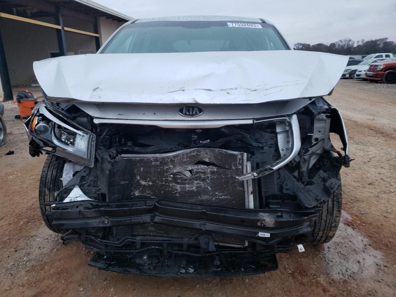 2017 Kia Sedona Lx vin: KNDMB5C12H6218446