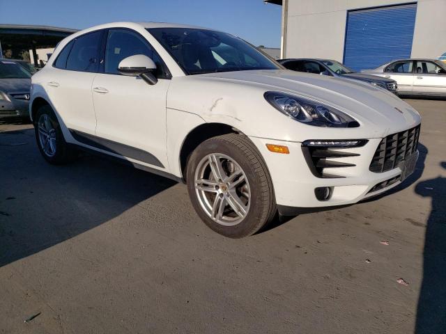 VIN WP1AA2A53JLB18064 2018 Porsche Macan no.4