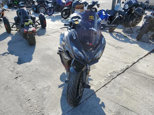 2017 KAWASAKI ZX1000 W - JKAZXCW17HA003479
