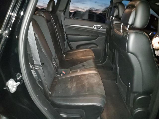 1C4RJEAG8JC434132 2018 Jeep Grand Cherokee Laredo