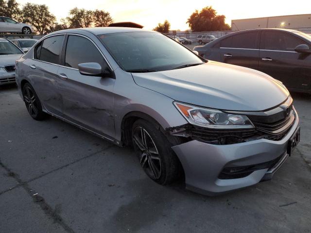 VIN 1HGCR2F17HA065790 2017 HONDA ACCORD no.4