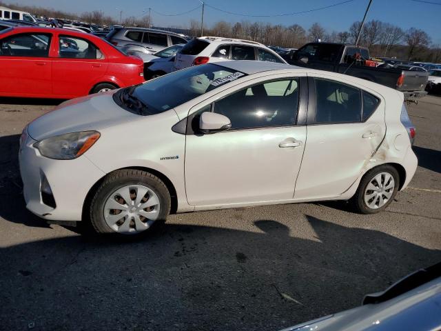 2013 Toyota Prius c 