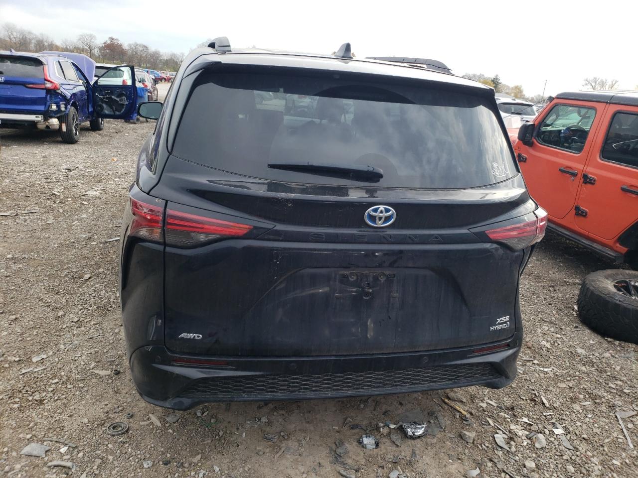 5TDDSKFC4NS045570 2022 Toyota Sienna Xse