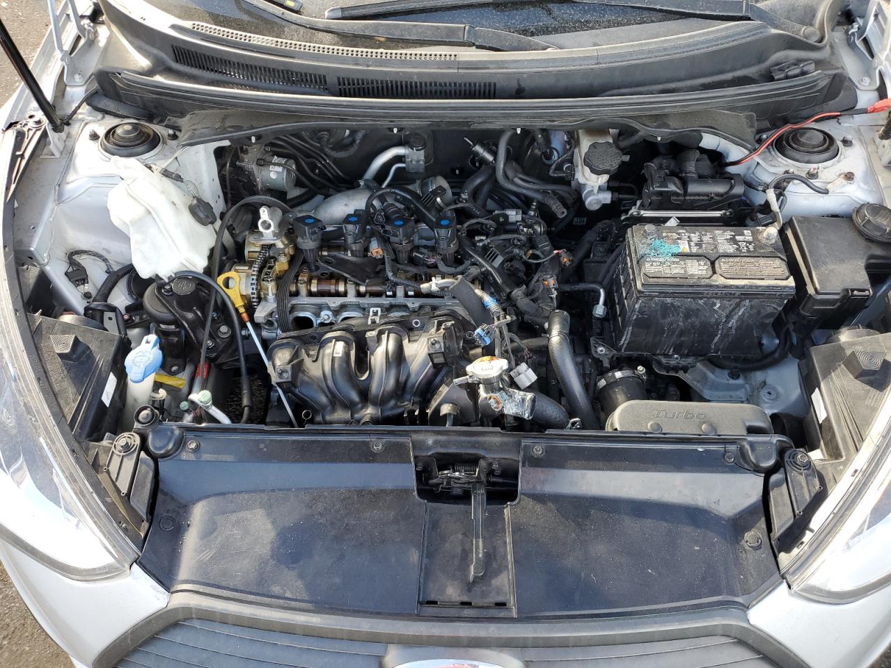 KMHTC6AE6GU300304 2016 Hyundai Veloster Turbo