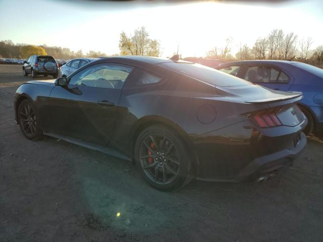 1FA6P8CF3R5407675 Ford Mustang GT 2