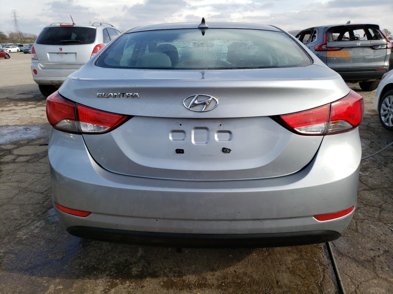 2015 Hyundai Elantra Se vin: 5NPDH4AE8FH567418