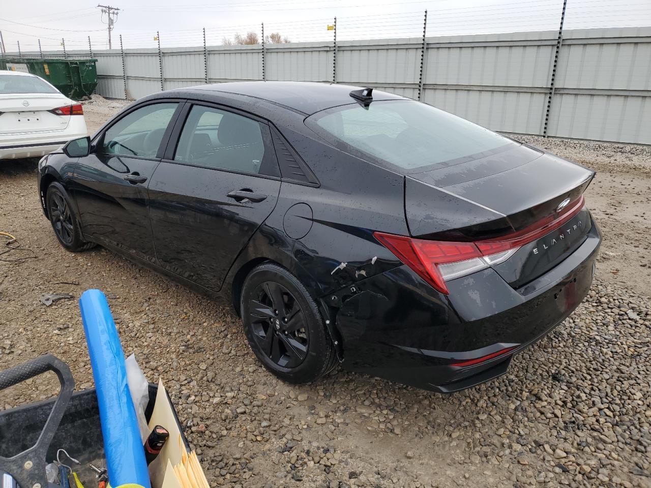 2022 Hyundai Elantra Blue vin: KMHLM4AJ5NU027657