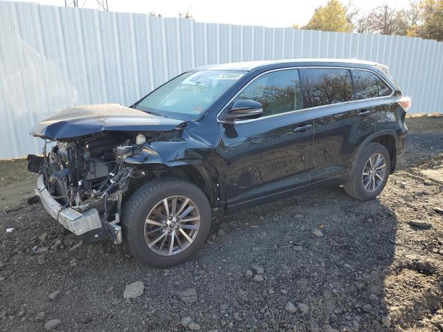 2017 Toyota Highlander SE