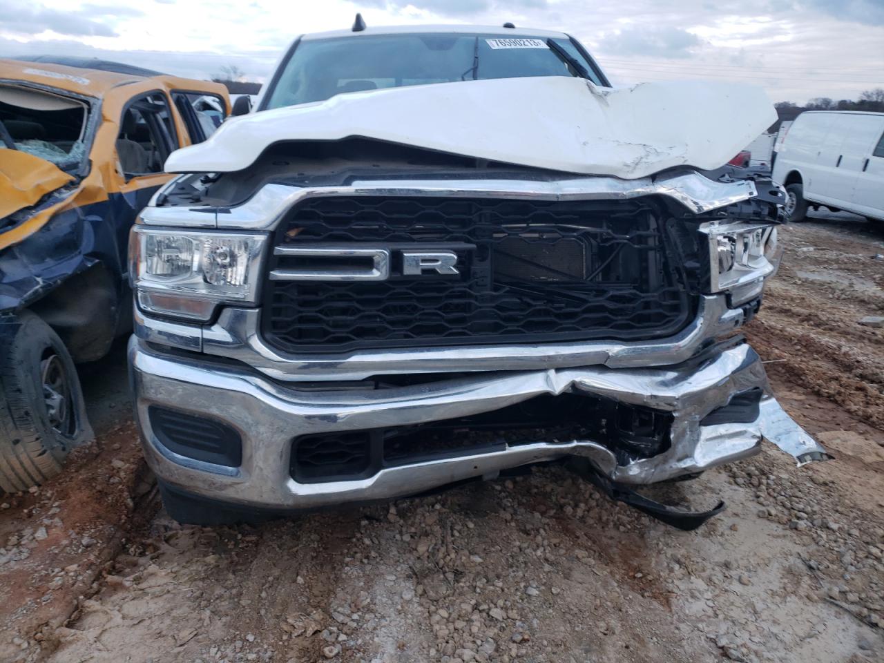 3C6UR5HJ3LG228289 2020 Ram 2500 Tradesman 3C6UR5HJ3LG228289 2020 Ram 2500 Tradesman
