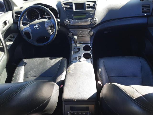 JTEDS43A082037584 Auction: COPART Lot: 74369393 Location: CA - SAN BERNARDINO JTEDS43A082037584 TOYOTA HIGHLANDER 2008 SILVER Photo 8