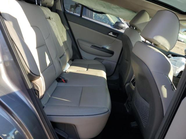 KNDPNCACXH7103732 KIA Sportage Ex