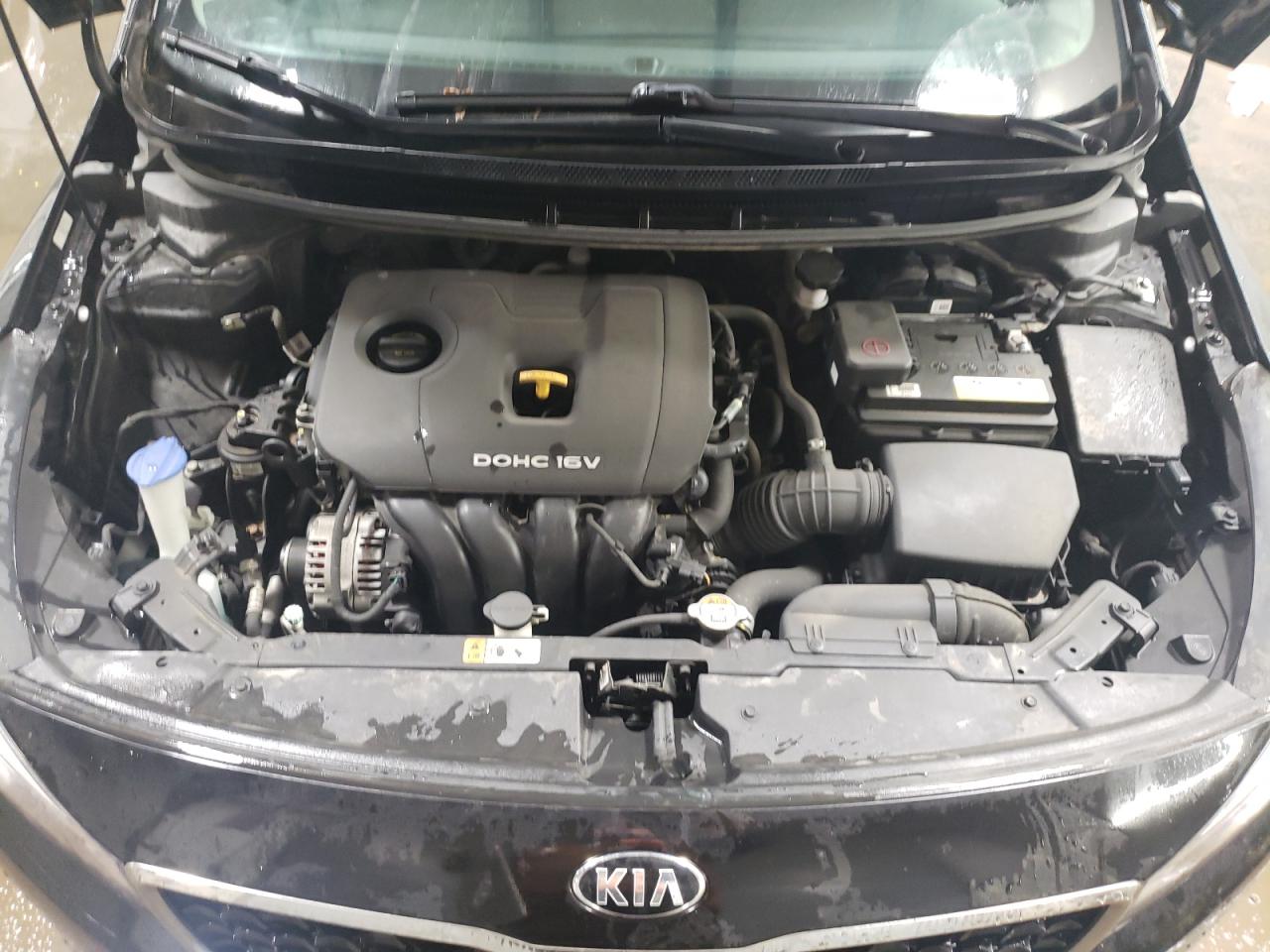 3KPFK4A70HE085402 2017 Kia Forte Lx