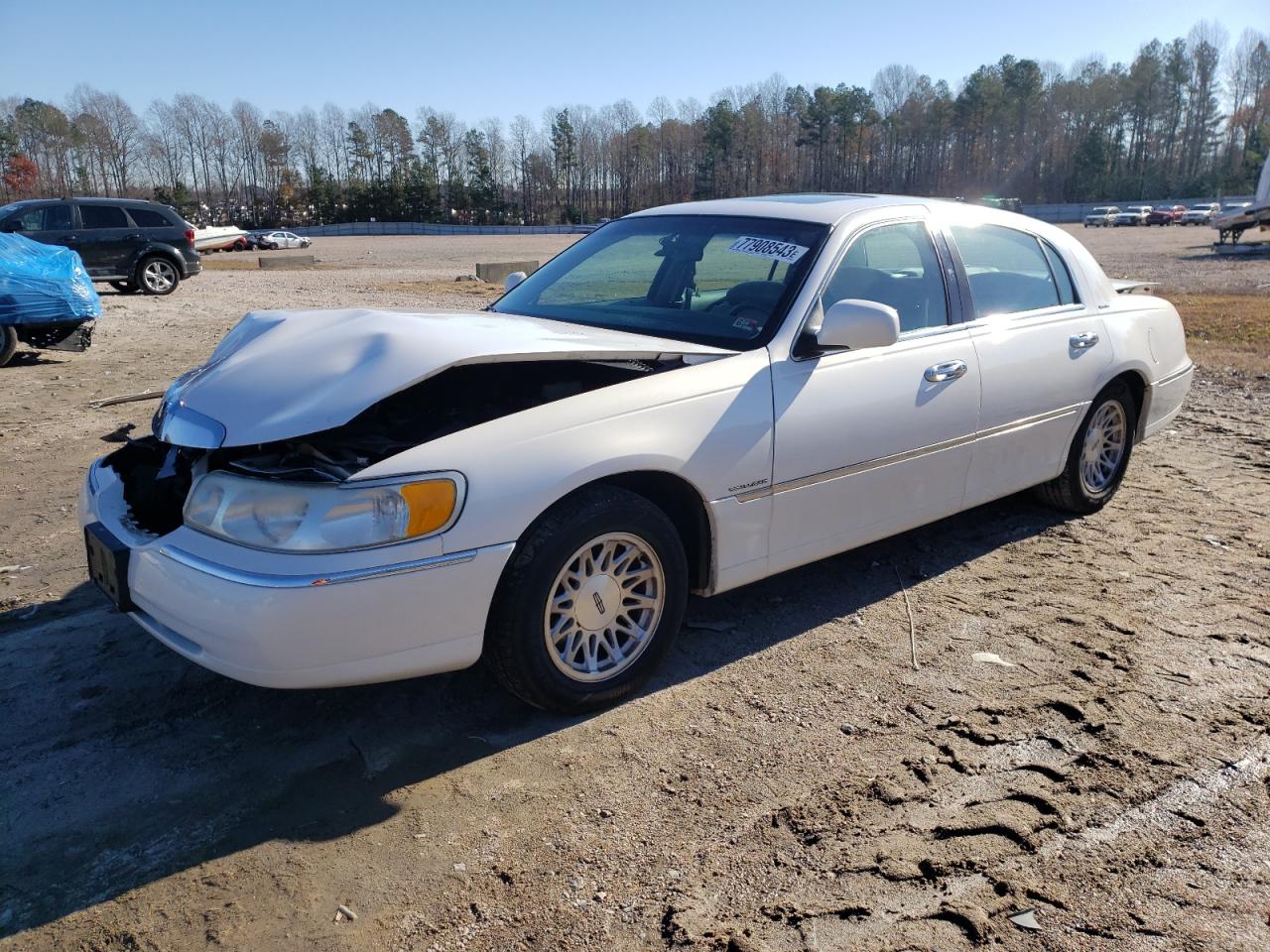 1999 Lincoln Town Car at VA Charles City, Copart lot 77908543