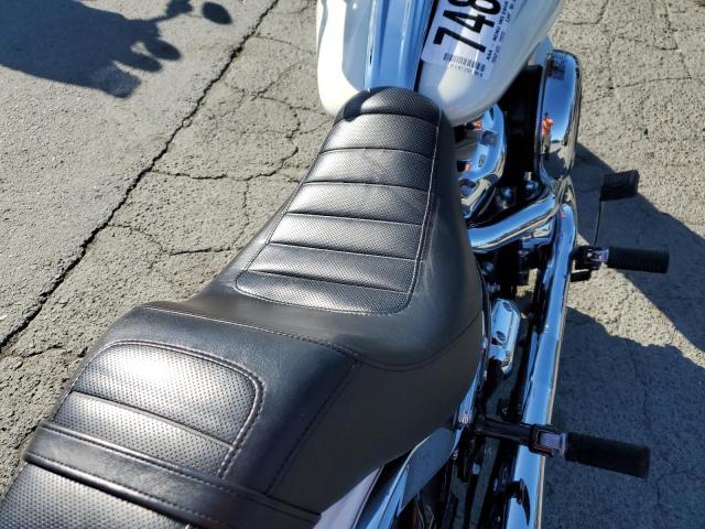 2018 HARLEY-DAVIDSON FXLR LOW R 1HD1YNJ39JC046427