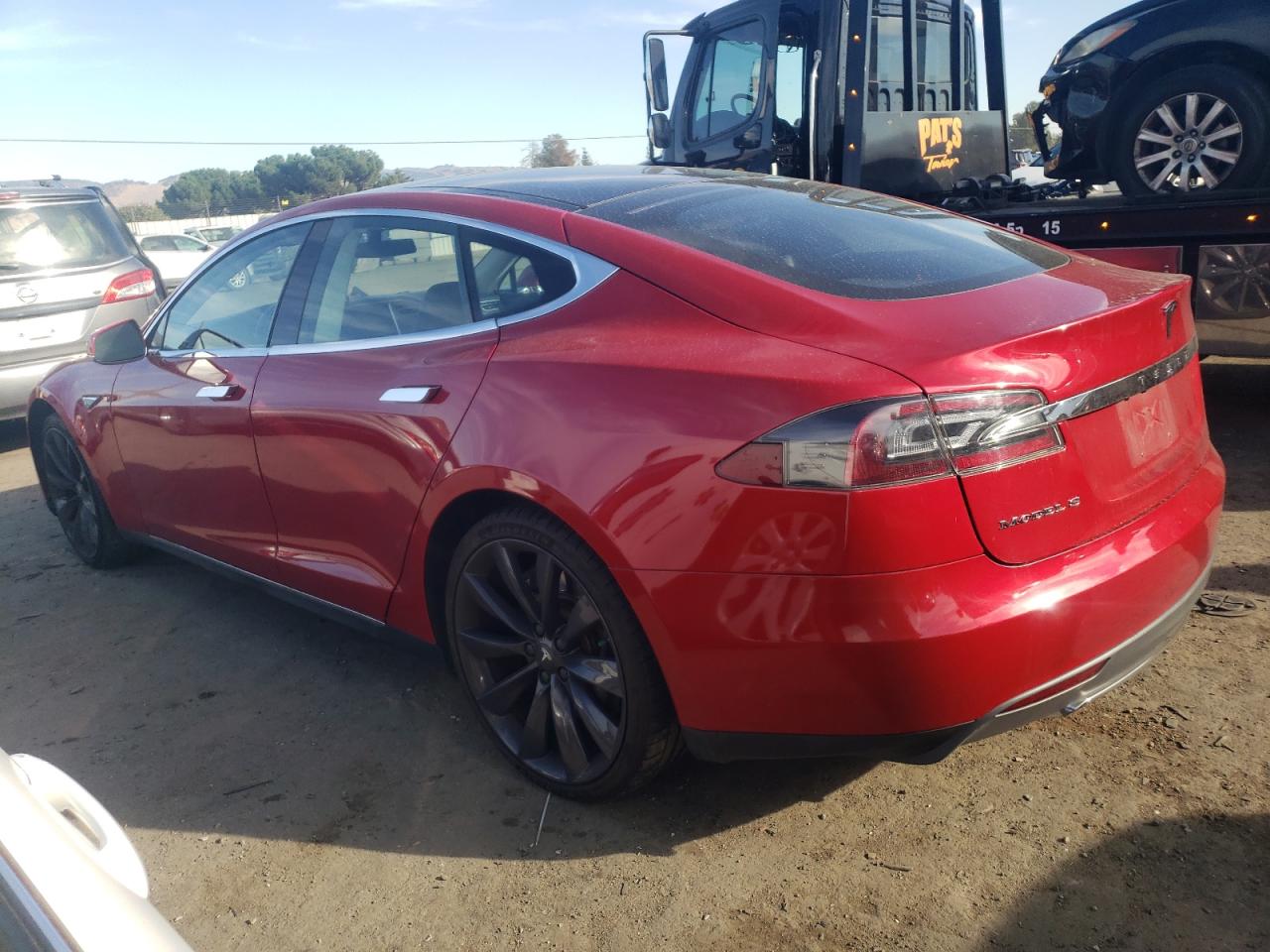 2014 Tesla Model S vin: 5YJSA1H12EFP37394