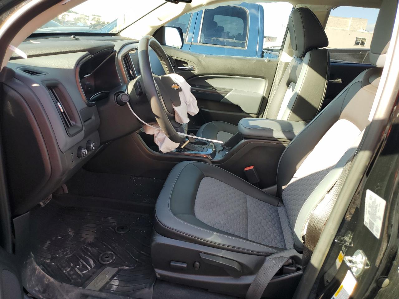 VIN: 1GCGTDEN8N1186387 2022 CHEVROLET COLORADO