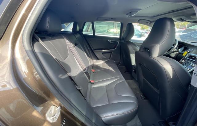 YV4612HM6F1001941 Volvo V60 Cross Country Platinum